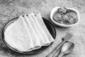Chicken Liver Curry With 4 Tandoori Roti