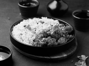 Veg Fried Rice With Honey Chilli Paneer Gravy