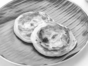 Pondy Rolex Coin Sugar Parotta (2 Pcs)