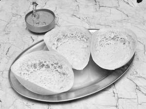 Mutton Paaya + Appam 3Pcs