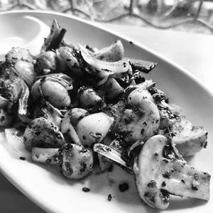 Mushrooms And Potatoes In Black Sesame