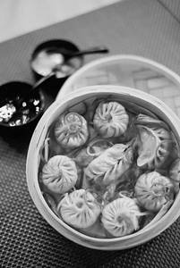 Tandoori Veg Momos