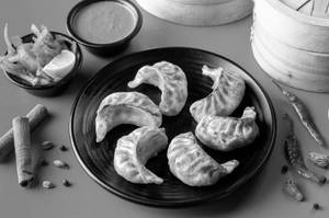 Chicken Tandoori Momos [6 Pieces]