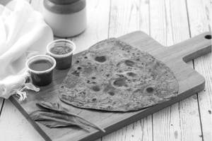 Homestyle Palak Paratha [1 Pc]