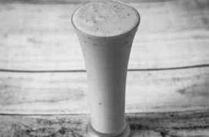 Black Current Lassi