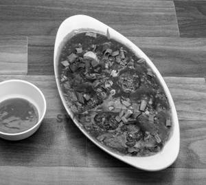Veg Manchurian (Gravy)