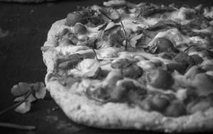 Fiery Chicken Pizza Small