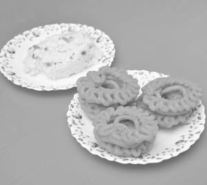 Imarti (5 Pcs) + Rabdi (250 Gms)