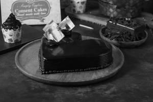 Chocolate Truffle Heart Cake