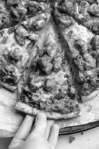 8'' Barbeque Chicken Pizza