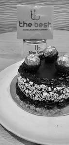 Ferrero Rochers Cake (1 Pound)