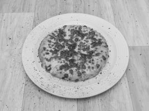 Cheesy Spicy Paneer Pizza