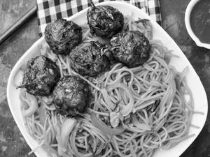 Veg manchuria noodles mix