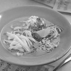 Grandmama's Khao Suey Vegetarian