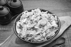 Egg Oriental Noodles