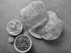 Chana Bhatura  