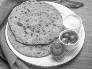Mooli Paratha