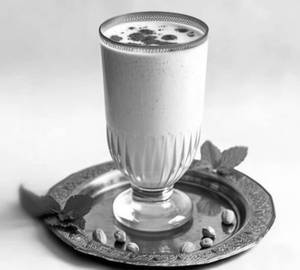 Rooh Afza Lassi