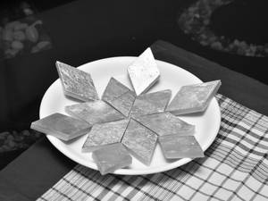 Kaju Katli (500 Grams)      