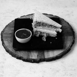 Veg Coleslaw Sandwich