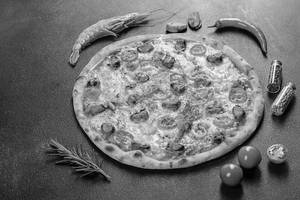 Fresh Tomato Pizza