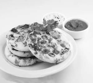 Tomato Onion Uttapam