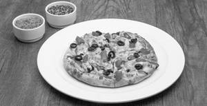 Veggie Paradise Pizza