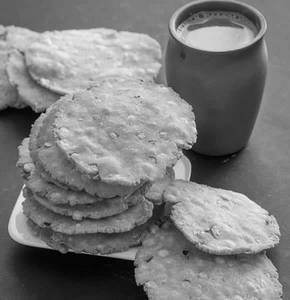 Special Thattai (200 Gms)