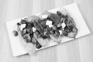 Crostini With Mushroom