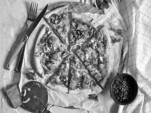 Paneer Tikka Pizza