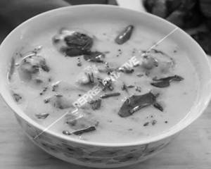 Kadi Pakoda
