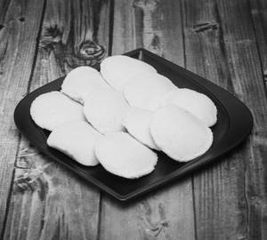 Plain Idli (without chutney/sambhar)  (10 Pcs)