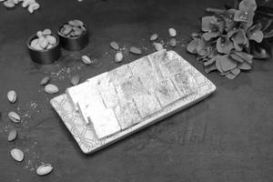 Pista Burfi