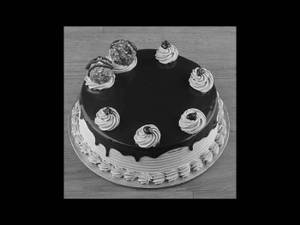 Ferrero Rocher Cake - Eggless