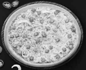 Onion And Paneer Pizza