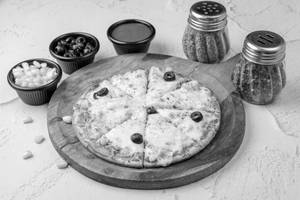 8'' Corn N Cheese Pizza 