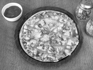 Peri Peri Chicken Pizza                                                                 