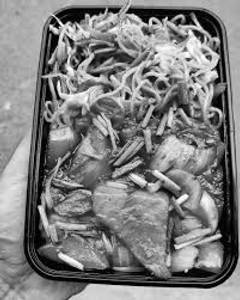 Veg noodles with paneer chilli