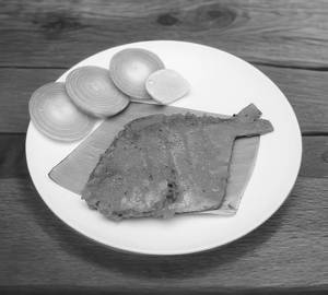 Pomfret Naked Fry