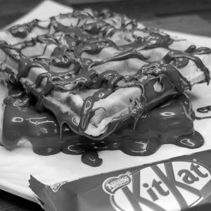 KitKat Oreo Waffle