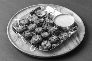 Mushroom Tikka - 8 Pcs