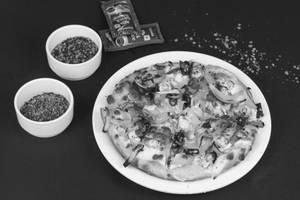 Tandoori Paneer Pizza