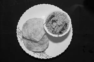 Luchi And Chola Dal