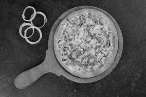 Onion Pizza
