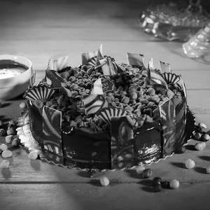 Choco Hazelnut Cake [1 Kg]