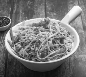 Chicken Hakka Noodles