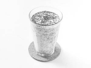 Banana And Chia Shake
