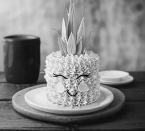 Pineapple cake