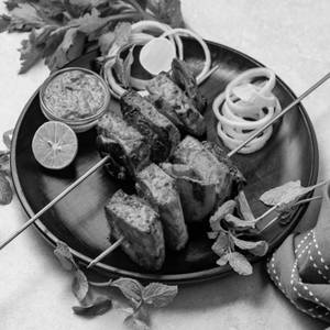 Paneer Achari Tikka Kebab (6 Pieces)