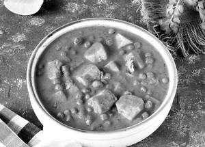 Matar Paneer